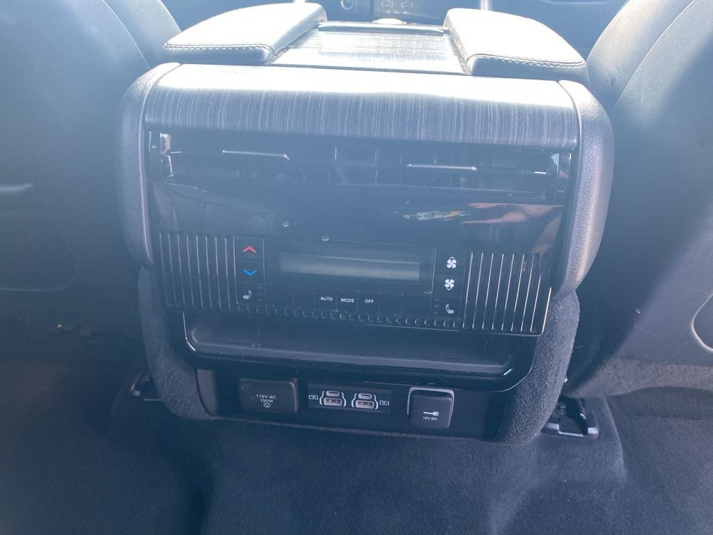 2024 Jeep Wagoneer L Series III 4x4