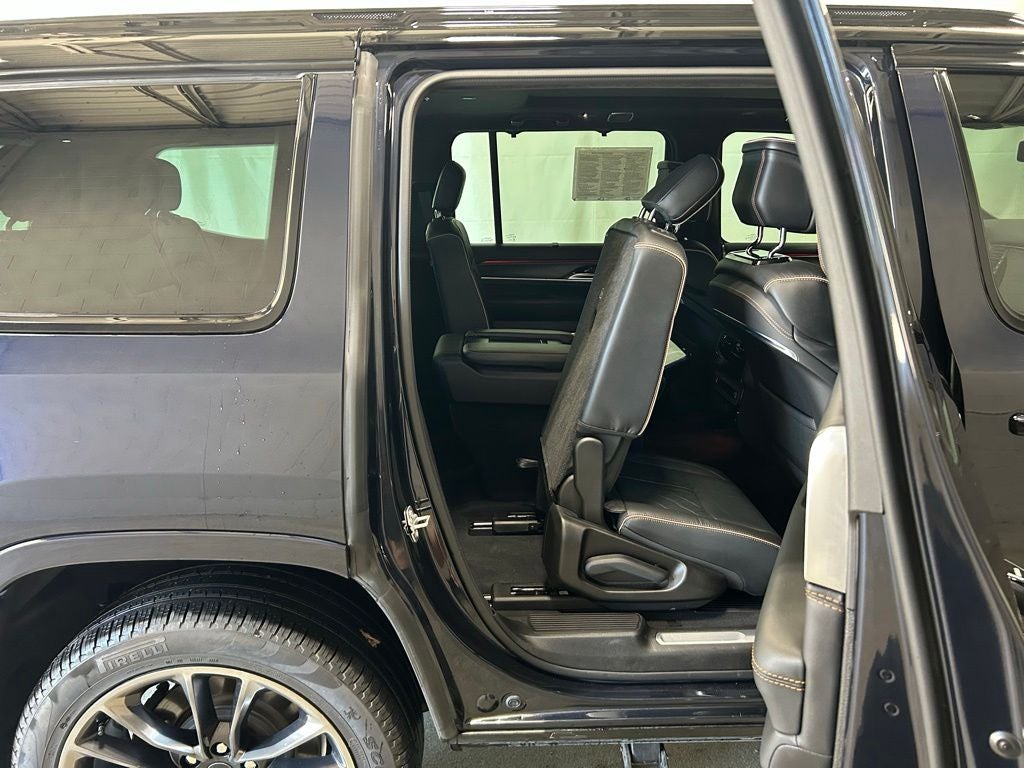 2025 Jeep Grand Wagoneer Series III Obsidian 4x4