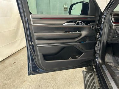 2025 Jeep Grand Wagoneer Series III Obsidian 4x4