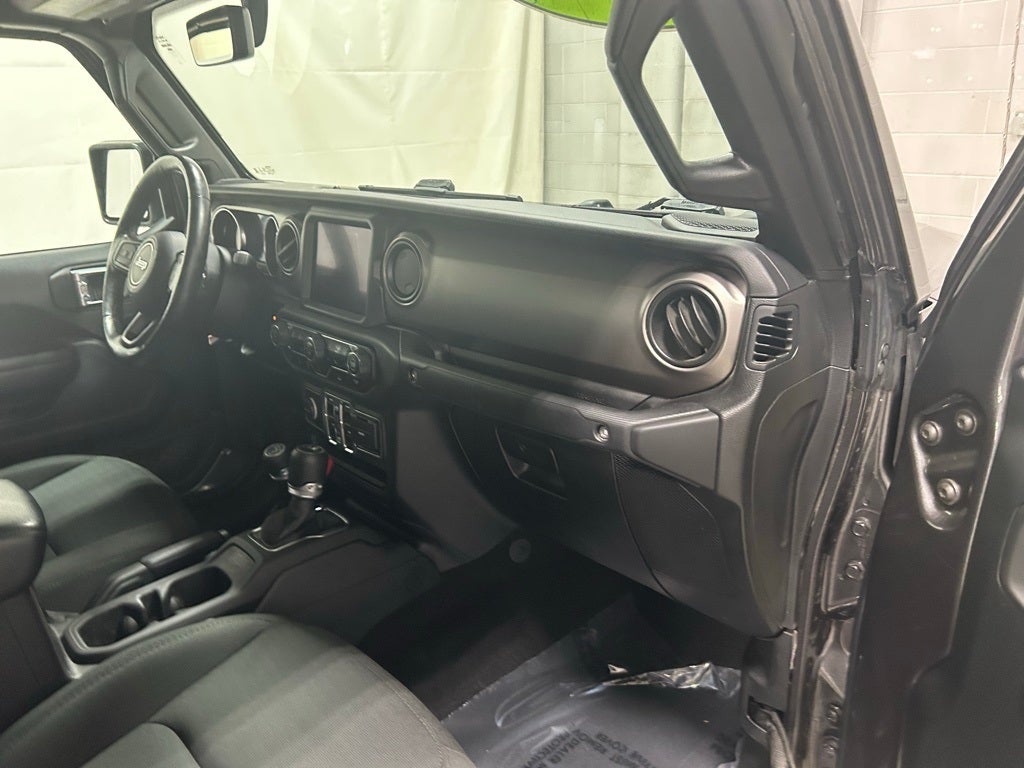 2021 Jeep Gladiator Willys 4x4