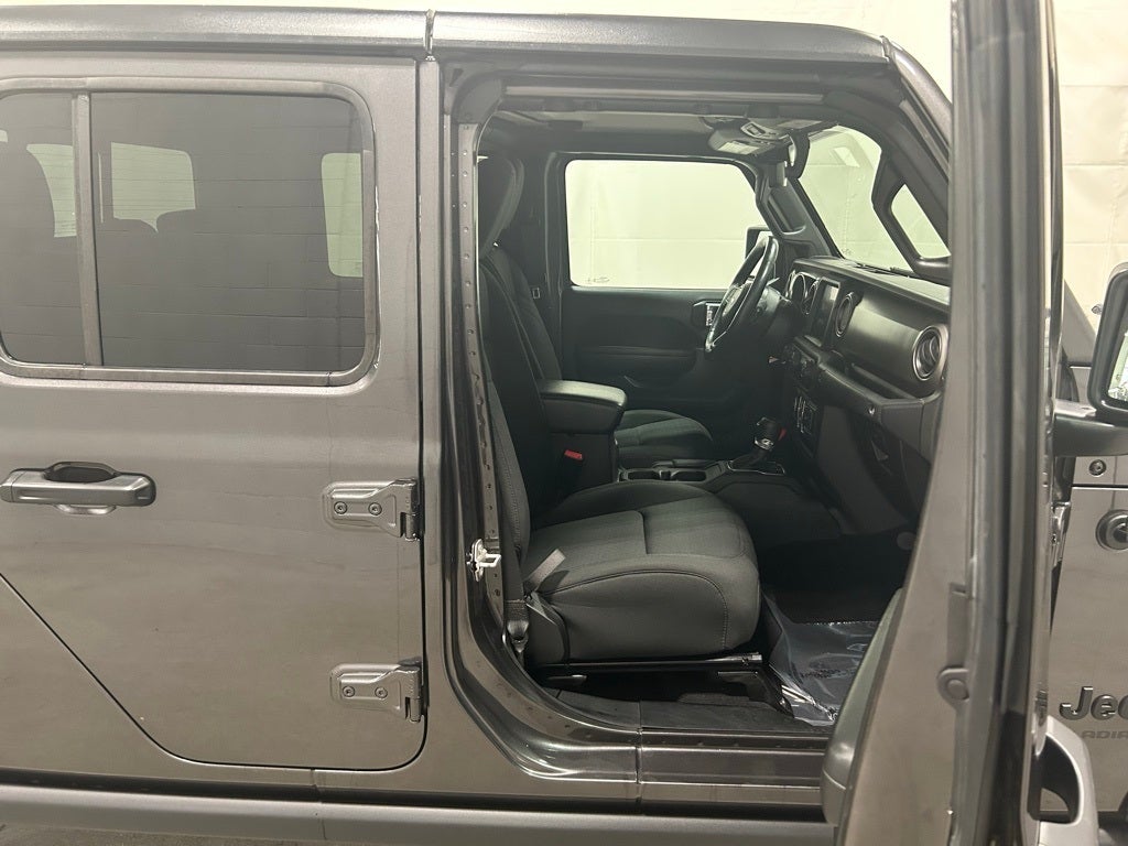 2021 Jeep Gladiator Willys 4x4