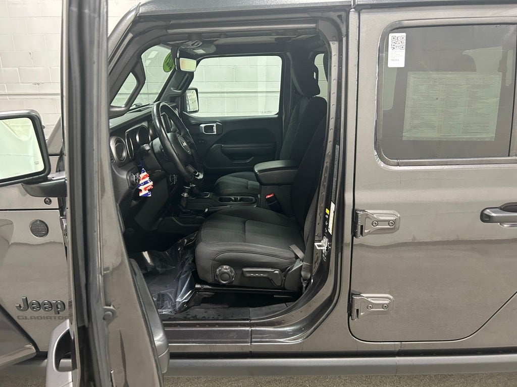 2021 Jeep Gladiator Willys 4x4