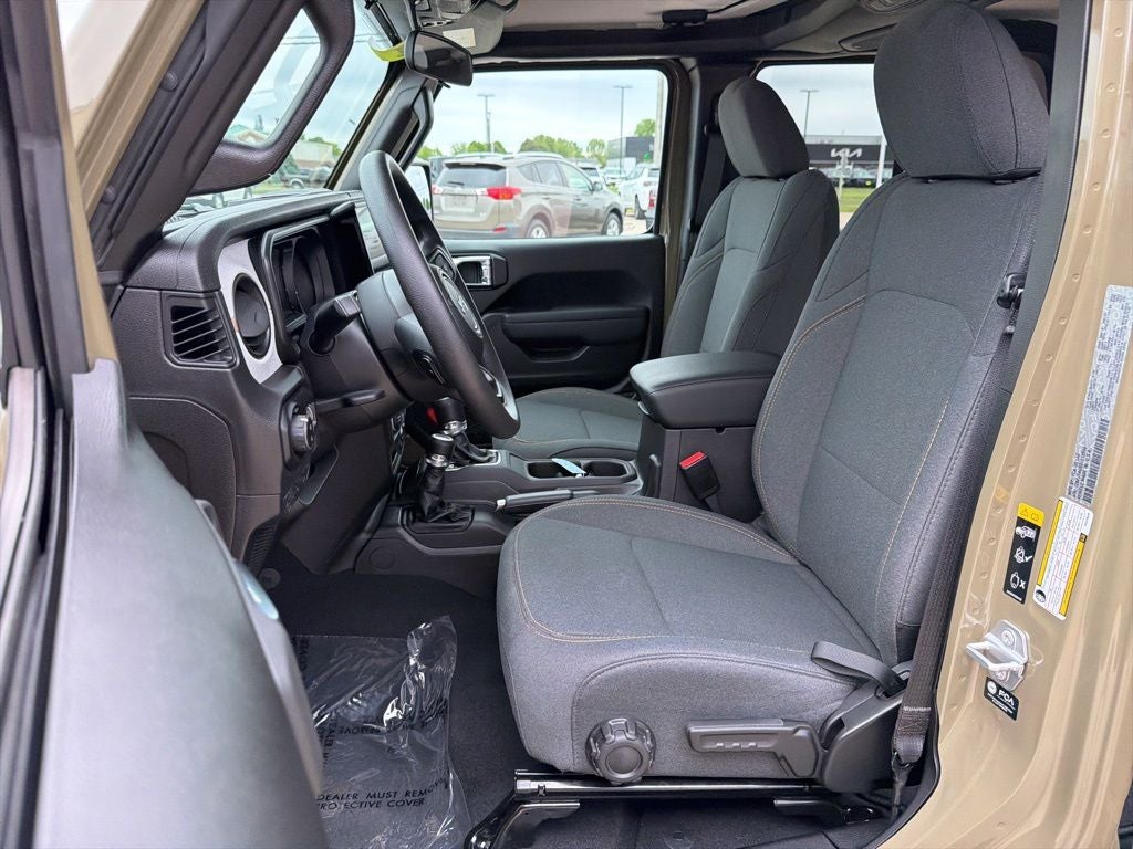 2025 Jeep Gladiator Nighthawk
