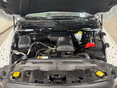 2024 RAM 1500 Classic Warlock Crew Cab 4x4 5'7' Box