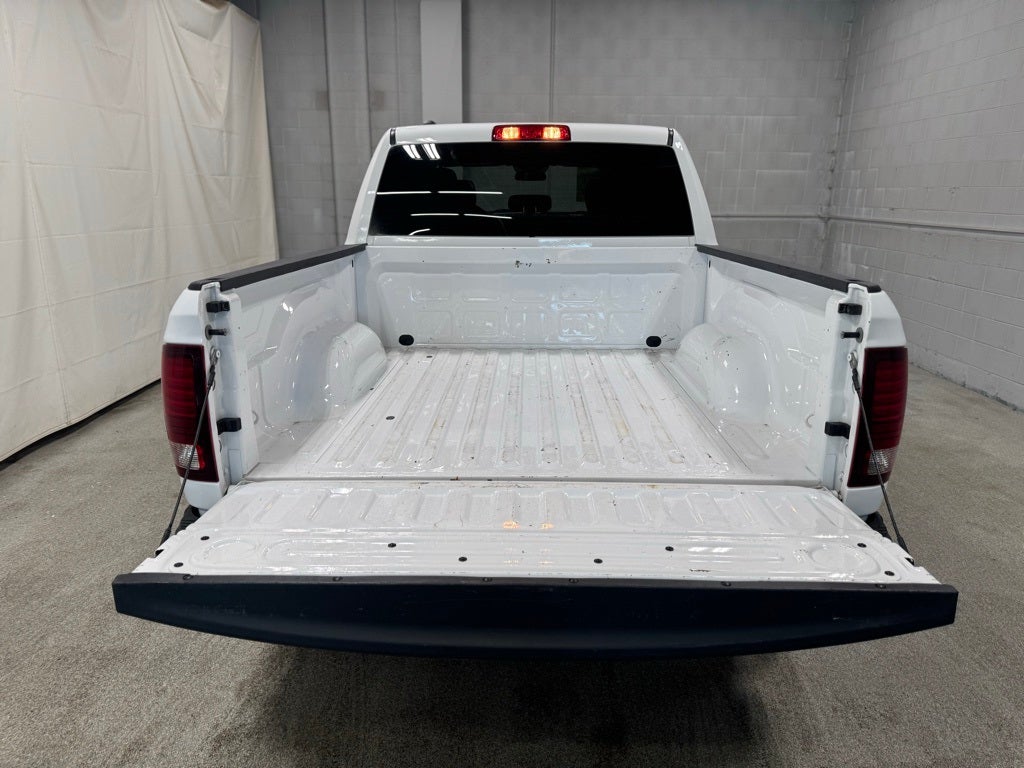 2024 RAM 1500 Classic Warlock Crew Cab 4x4 5'7' Box