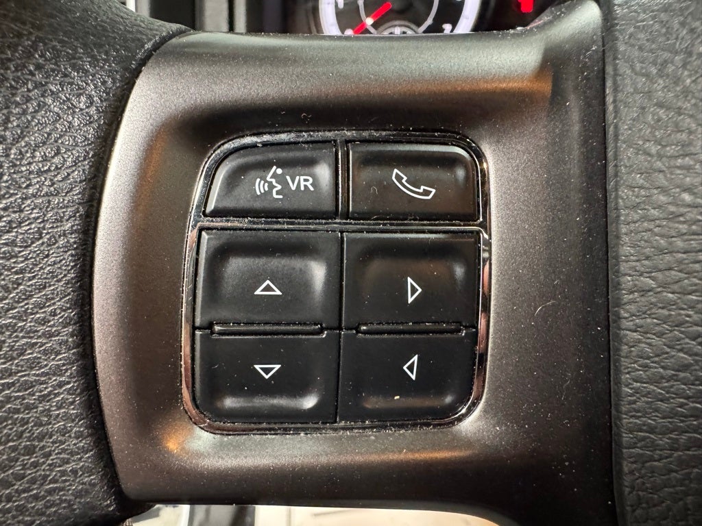 2024 RAM 1500 Classic Warlock Crew Cab 4x4 5'7' Box