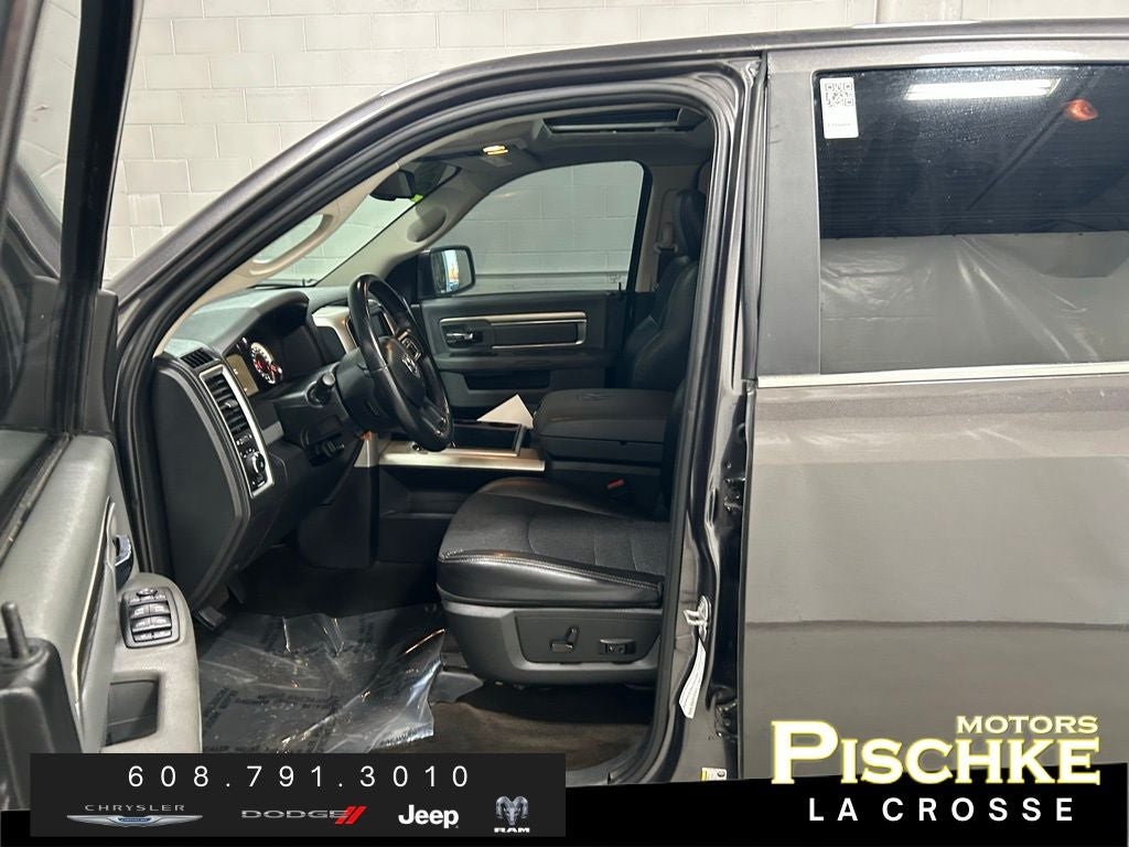 2017 RAM 1500 Lone Star Silver Crew Cab 4x4 5'7' Box