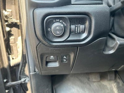 2019 RAM 1500 Big Horn/Lone Star Quad Cab 4x4 6'4' Box