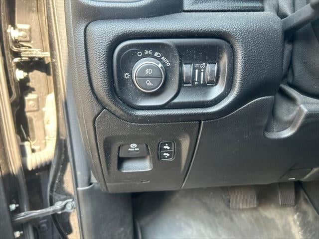 2019 RAM 1500 Big Horn/Lone Star Quad Cab 4x4 6'4' Box
