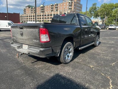 2019 RAM 1500 Big Horn/Lone Star Quad Cab 4x4 6'4' Box