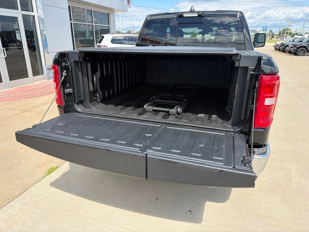 2025 RAM Ram 1500 Big Horn Crew Cab 4x4 5'7' Box
