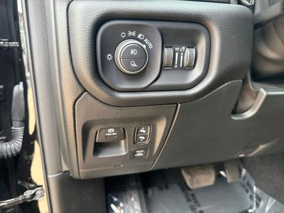 2025 RAM Ram 1500 Big Horn Crew Cab 4x4 5'7' Box
