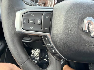 2025 RAM Ram 1500 Big Horn Crew Cab 4x4 5'7' Box