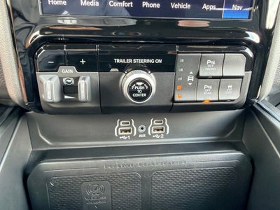 2025 RAM Ram 1500 Big Horn Crew Cab 4x4 5'7' Box