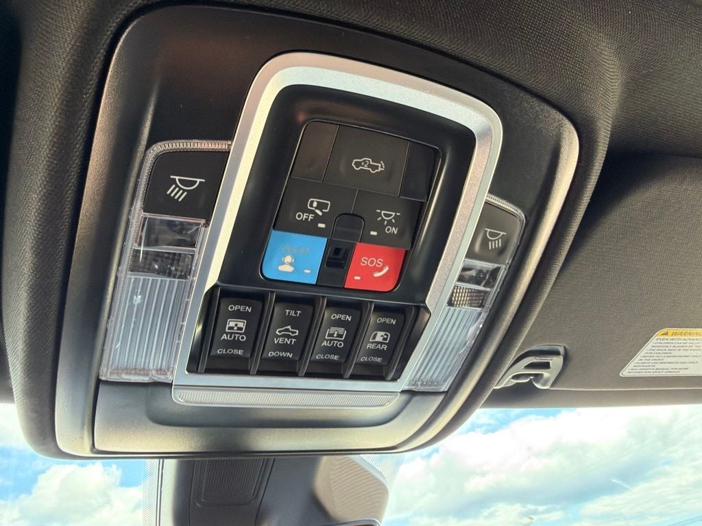 2025 RAM Ram 1500 Big Horn Crew Cab 4x4 5'7' Box