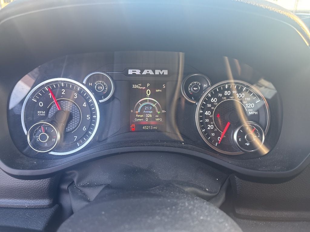 2025 RAM 1500 Big Horn Crew Cab 4x4 5'7' Box