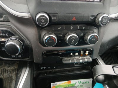 2019 RAM 1500 Big Horn/Lone Star Crew Cab 4x4 5'7' Box