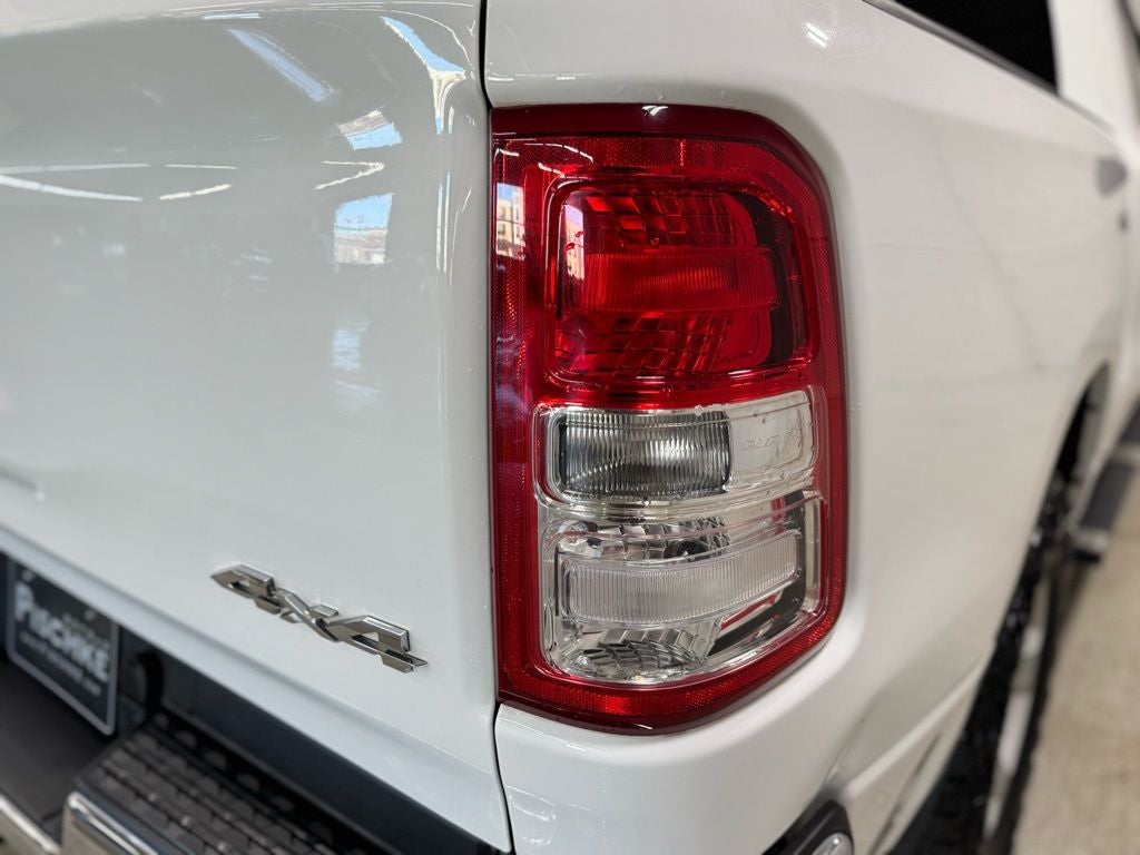 2019 RAM 1500 Tradesman Crew Cab 4x4 5'7' Box