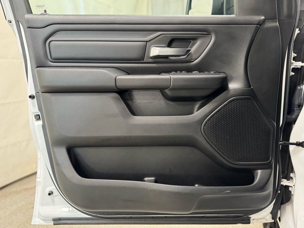 2019 RAM 1500 Tradesman Crew Cab 4x4 5'7' Box