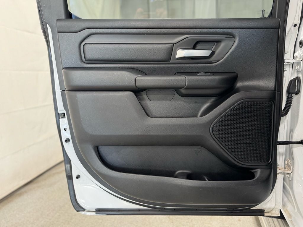 2019 RAM 1500 Tradesman Crew Cab 4x4 5'7' Box