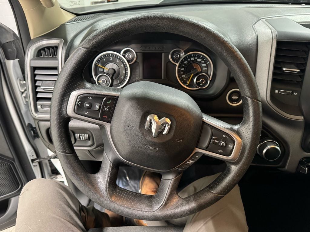 2019 RAM 1500 Tradesman Crew Cab 4x4 5'7' Box