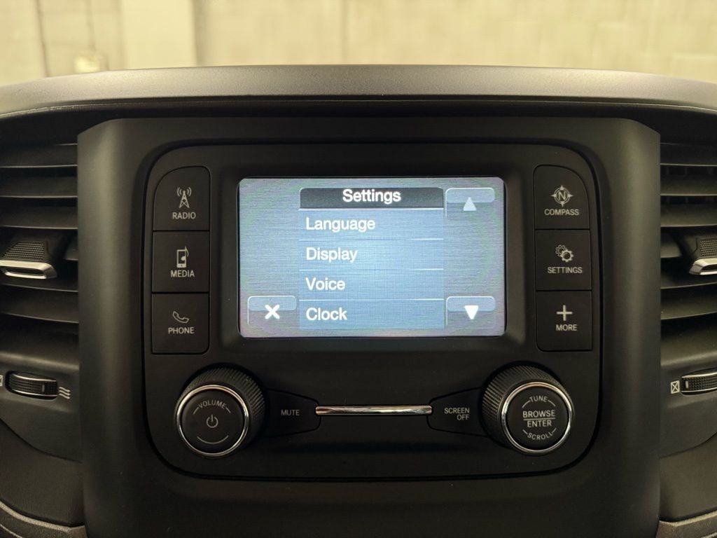 2019 RAM 1500 Tradesman Crew Cab 4x4 5'7' Box