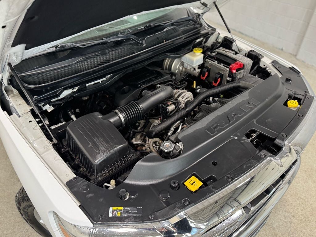 2019 RAM 1500 Tradesman Crew Cab 4x4 5'7' Box