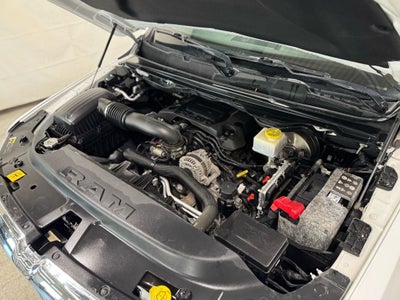 2019 RAM 1500 Tradesman Crew Cab 4x4 5'7' Box