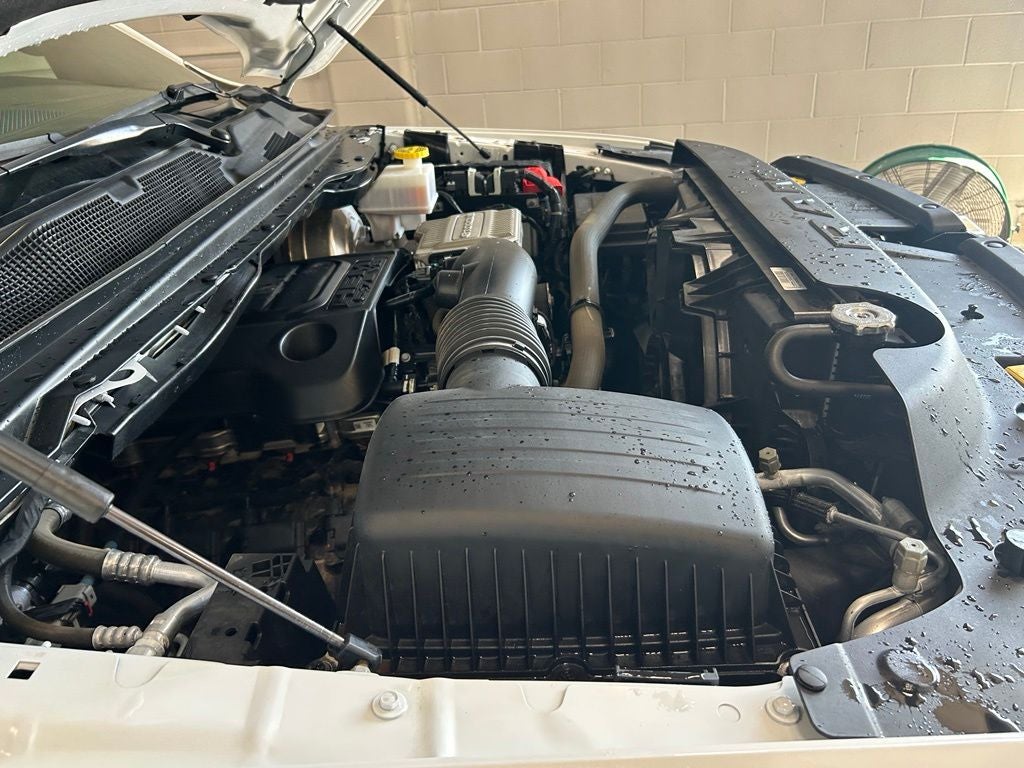 2024 RAM 1500 Laramie Crew Cab 4x4 5'7' Box