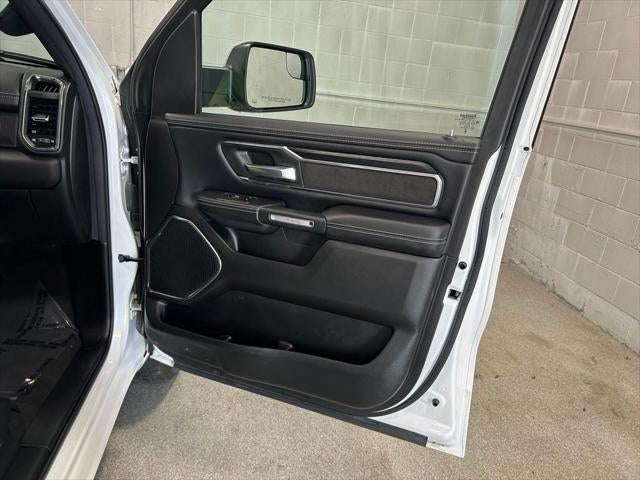 2024 RAM 1500 Laramie Crew Cab 4x4 5'7' Box