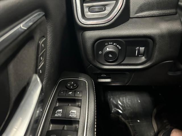 2024 RAM 1500 Laramie Crew Cab 4x4 5'7' Box