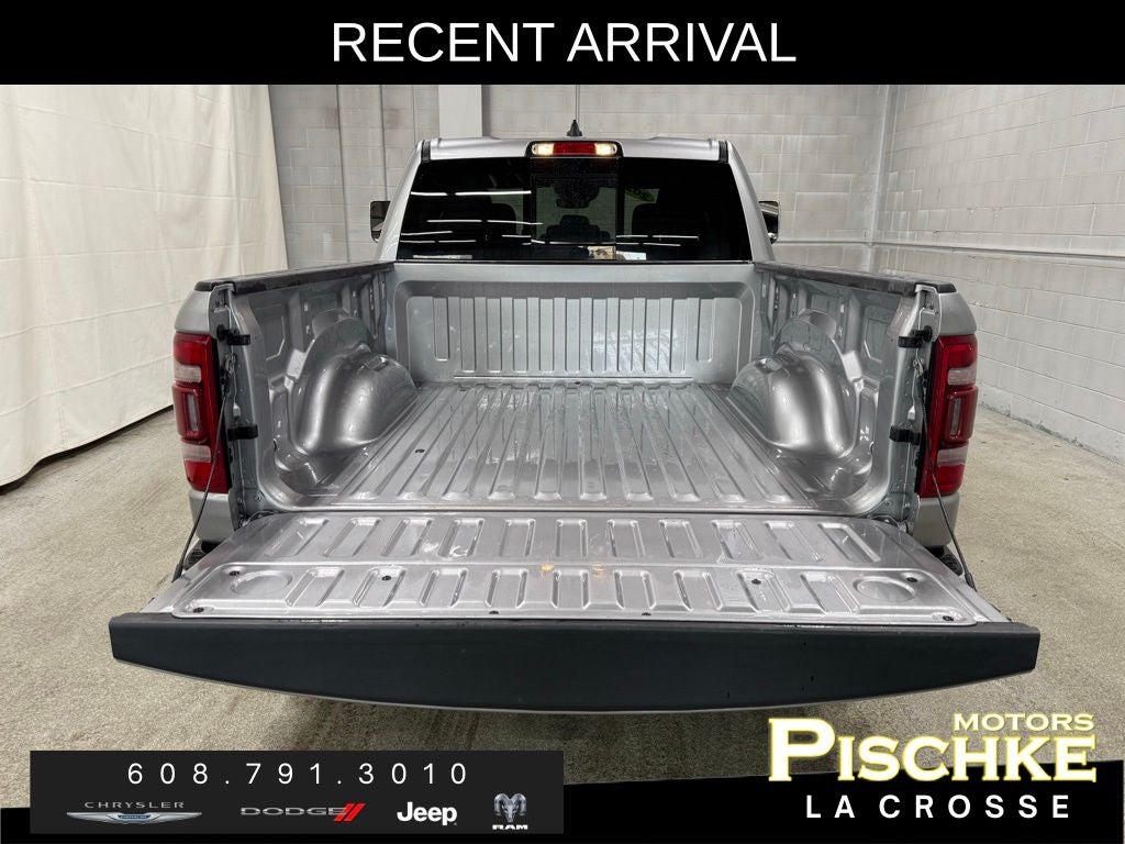 2022 RAM 1500 Laramie Crew Cab 4x4 5'7' Box