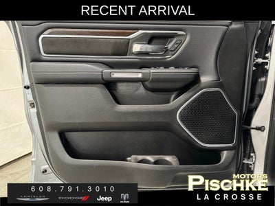 2022 RAM 1500 Laramie Crew Cab 4x4 5'7' Box