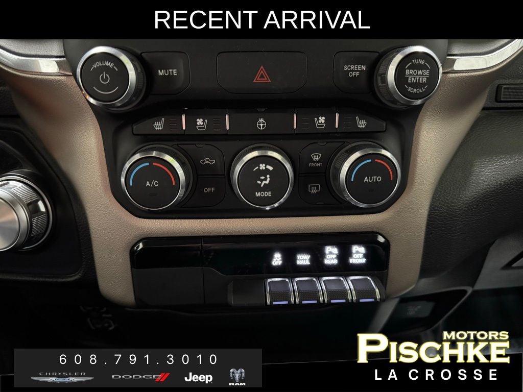 2022 RAM 1500 Laramie Crew Cab 4x4 5'7' Box