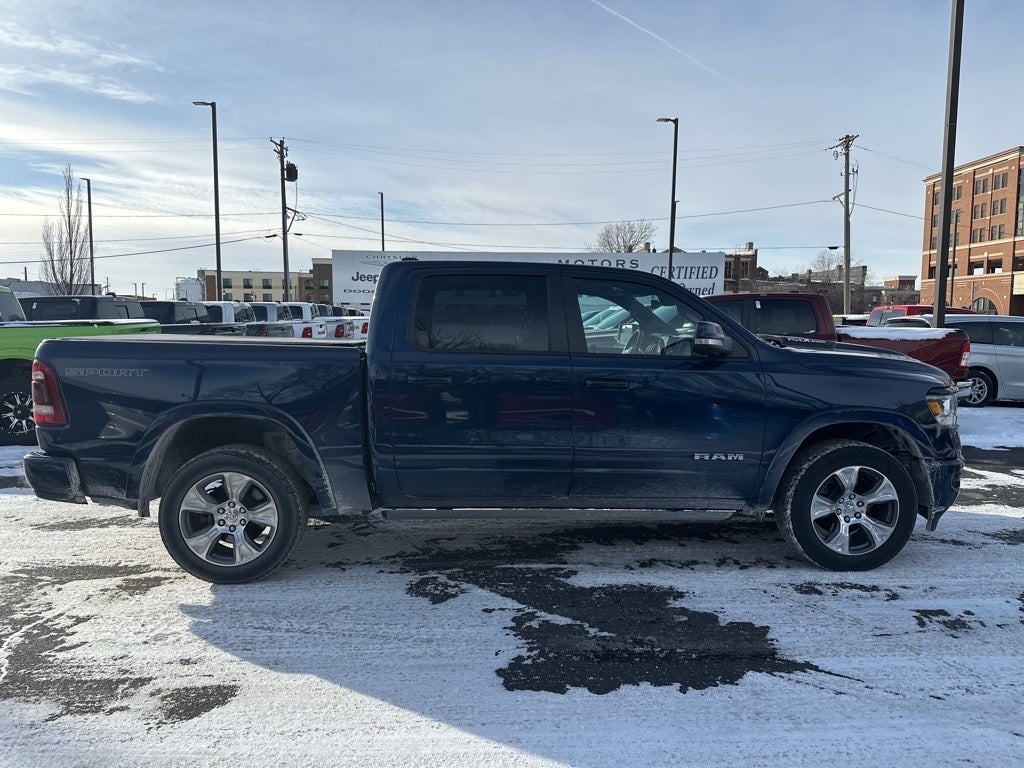 2022 RAM 1500 Laramie Crew Cab 4x4 5'7' Box