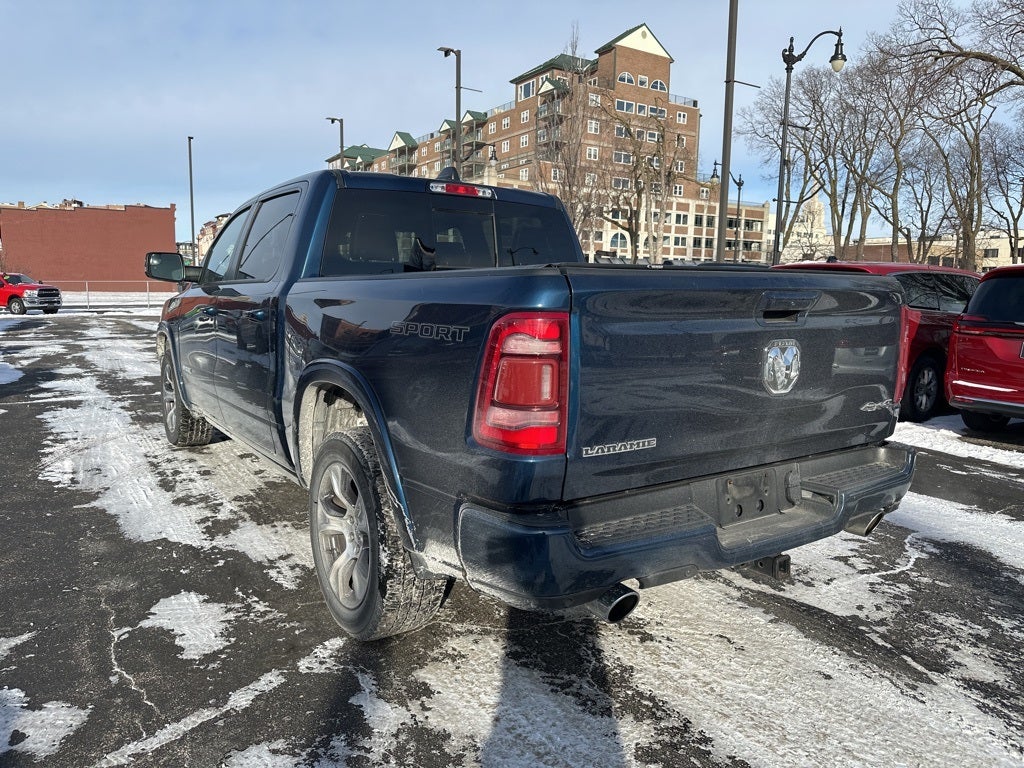 2022 RAM 1500 Laramie Crew Cab 4x4 5'7' Box