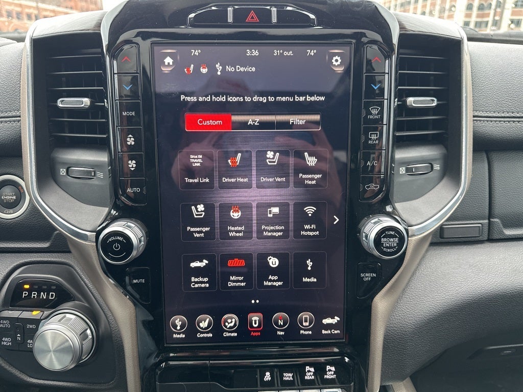 2019 RAM 1500 Laramie Crew Cab 4x4 6'4' Box