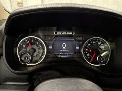 2019 RAM 1500 Laramie Crew Cab 4x4 6'4' Box