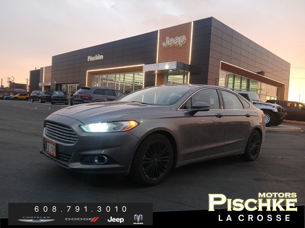2014 Ford Fusion SE