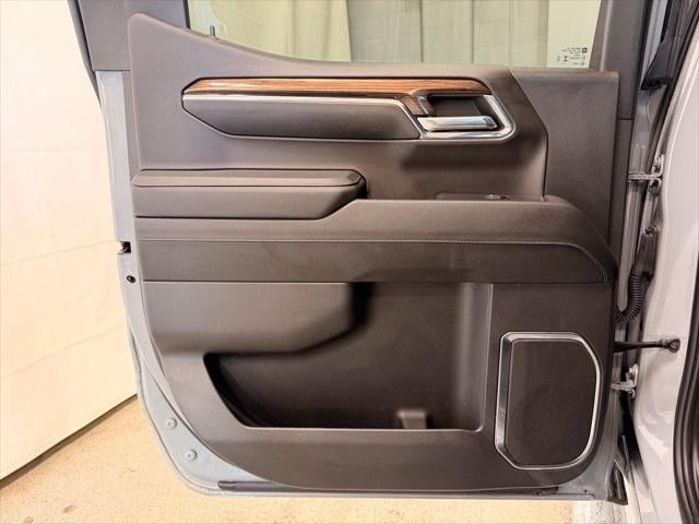 2024 Chevrolet Silverado 1500 4WD Crew Cab Short Bed LT with 2FL