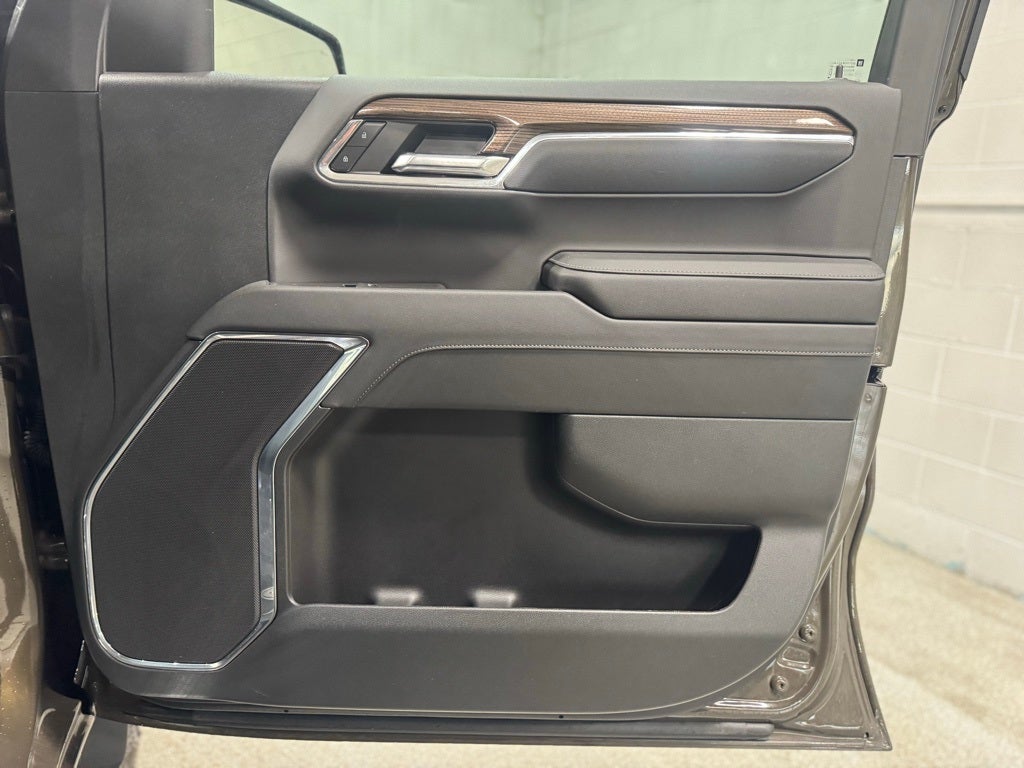 2024 Chevrolet Silverado 1500 4WD Crew Cab Short Bed LT