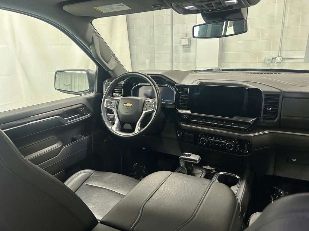 2023 Chevrolet Silverado 1500 4WD Crew Cab Short Bed LTZ