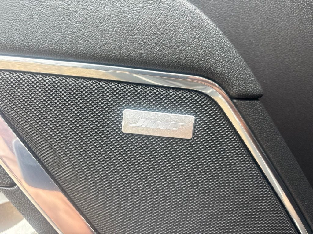 2023 Chevrolet Silverado 1500 4WD Crew Cab Short Bed LTZ