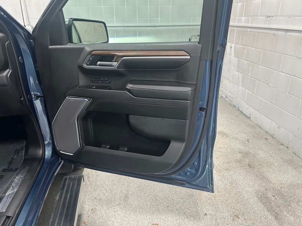 2024 Chevrolet Silverado 1500 4WD Crew Cab Short Bed High Country