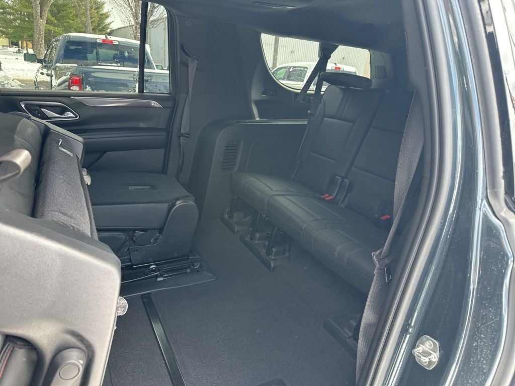 2021 Chevrolet Suburban 4WD RST