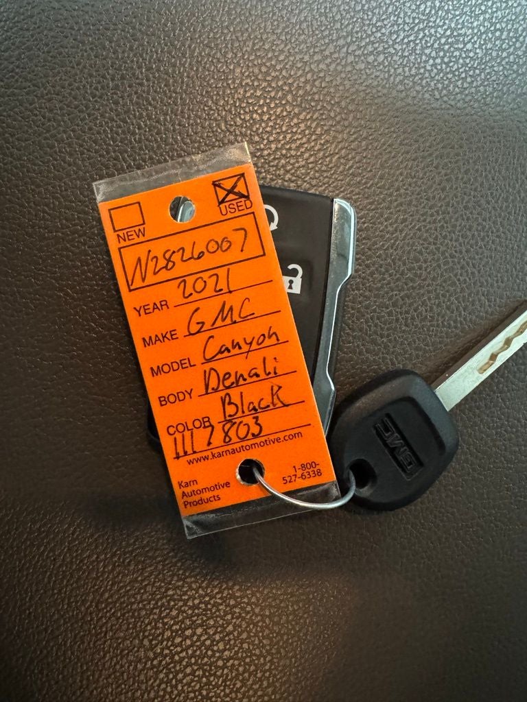 2021 GMC Canyon 4WD Crew Cab Short Box Denali