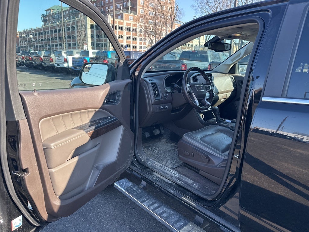 2021 GMC Canyon 4WD Crew Cab Short Box Denali