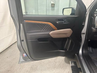 2025 GMC Canyon 4WD Denali