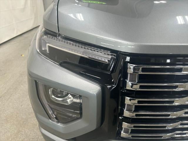 2025 GMC Canyon 4WD Denali