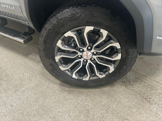 2025 GMC Canyon 4WD Denali